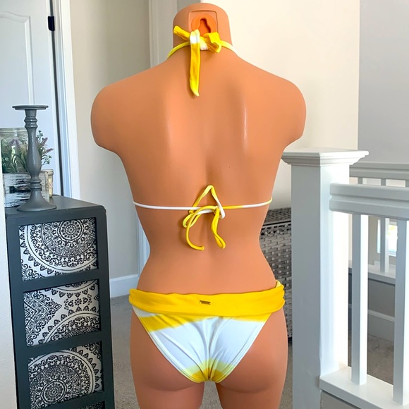 VIX Yellow Halter Bikini Set - Picture 2 of 7